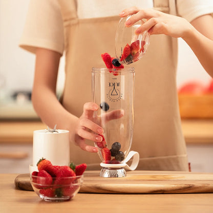 Wireless Charging 4 Blades Electric Juicer Mini Portable Blender